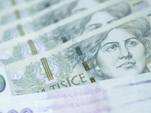 Podvodník převáděl firemní peníze na účet přítelkyně, svého zaměstnavatele poškodil o 1,7 milionu korun