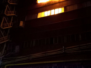 Hasiči zasahovali u požáru sušící věže na uhlí