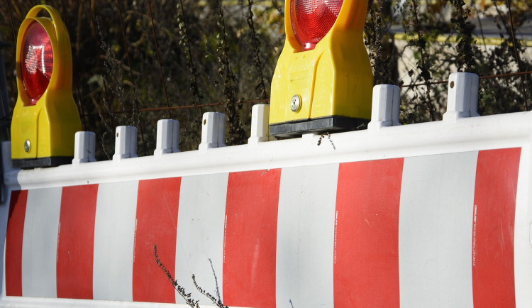 Kvůli vznikajícímu obchvatu Chýnova čekají řidiče další komplikace