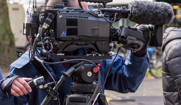 Na Karlovarsku natáčí Petr Pylypčuk bakalářský film Osmý den