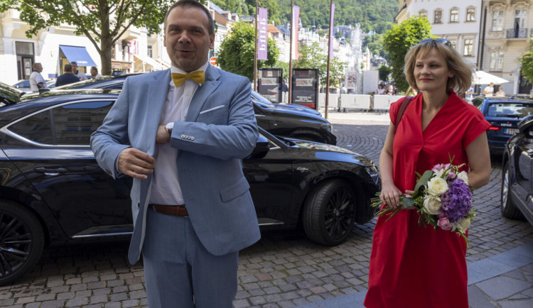 Ministr kultury Martin Baxa s manželkou Simonou Baxovou.