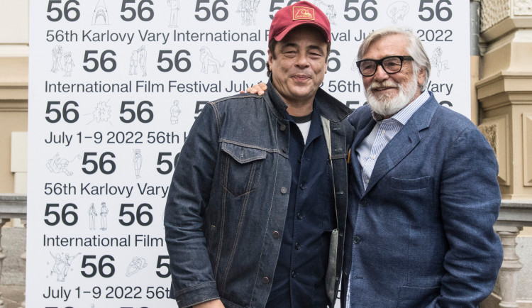 Benicio del Toro a Jiří Bartoška.