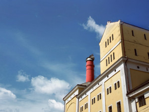 Budějovický Budvar je doma v jižních Čechách, ale slavný je po celém světě