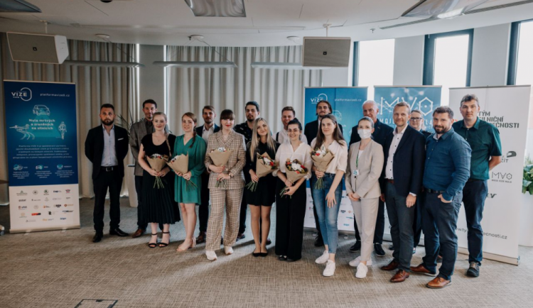 size3-size4-16584066111423-103-mladi-lide-dokazi-velke-veci-studenti-diky-projektu-moje-vize-nula-meni-k-lepsimu-bezpecnost-na-siln