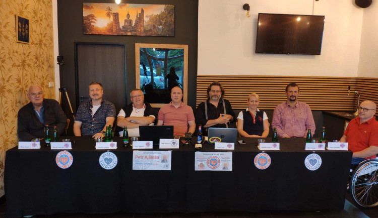 O posty na karlovarské radnici zabojuje hnutí Srdcem pro Vary