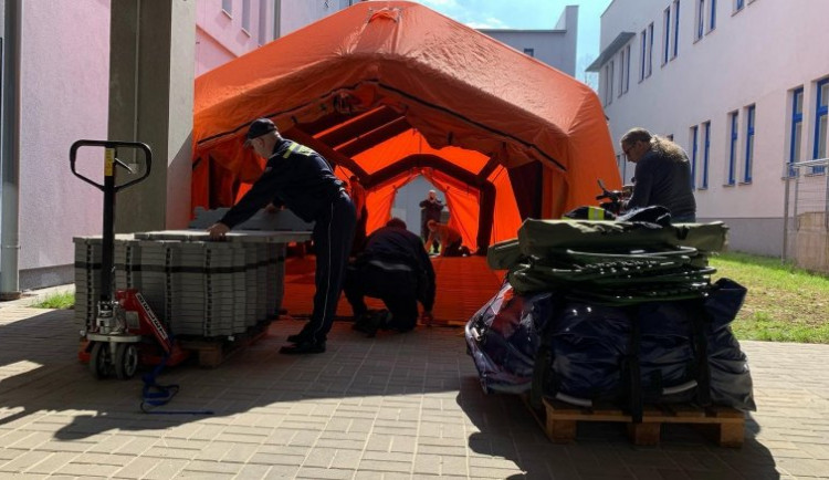 Karlovarské centrum pro ukrajinské uprchlíky skončí nejdříve po prázdninách