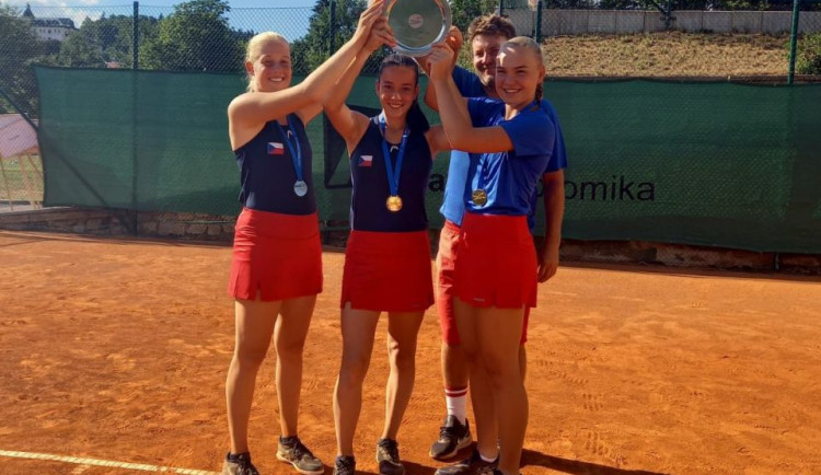 České tenistky do 16 let vyhrály v Mariánských Lázních mistrovství Evropy
