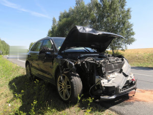 Ujel od nehody a vzápětí způsobil další. Škoda je 300 tisíc