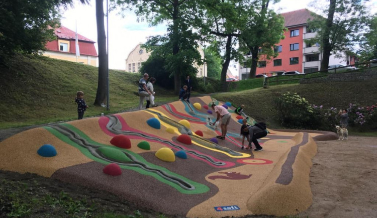 Díky Meganápadům už mají v Chebu například velkou kuličkovou dráhu