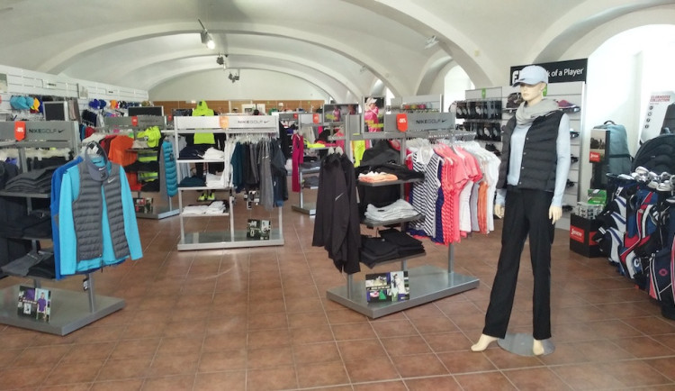 Více než dvacet let zkušeností. Pražský IMGolf cílí na začátečníky, pokročilé i profesionály.