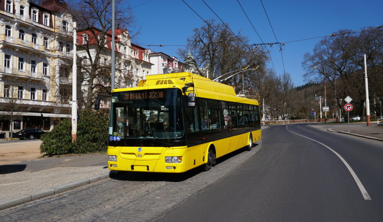 Dopravní podnik v Mariánských Lázních pokračuje v investicích do trolejbusové dopravy.