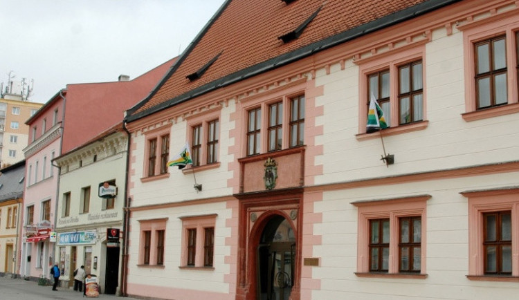 Starostou Sokolova je Kubis za ANO, zastupitelé zvolili i další členy vedení