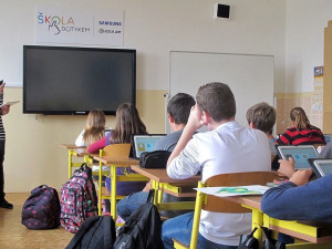 Ředitelům škol v Karlovarském kraji začnou pomáhat vyškolení metodici