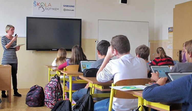 size4-16203309476795-2-size4-16135690259008-139-dusek-po-navratu-zaku-do-skol-je-mozne-cekat-rust-nakazy