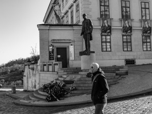 Snímek z filmu Velké nic.