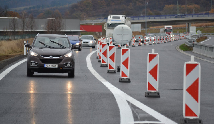 Průtah Krásným Údolím za 40 milionů stavbaři dokončí v polovině prosince