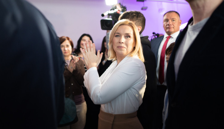 Výsledky voleb ukázaly, že ČR ještě není připravená na ženskou prezidentku, říká Danuše Nerudová