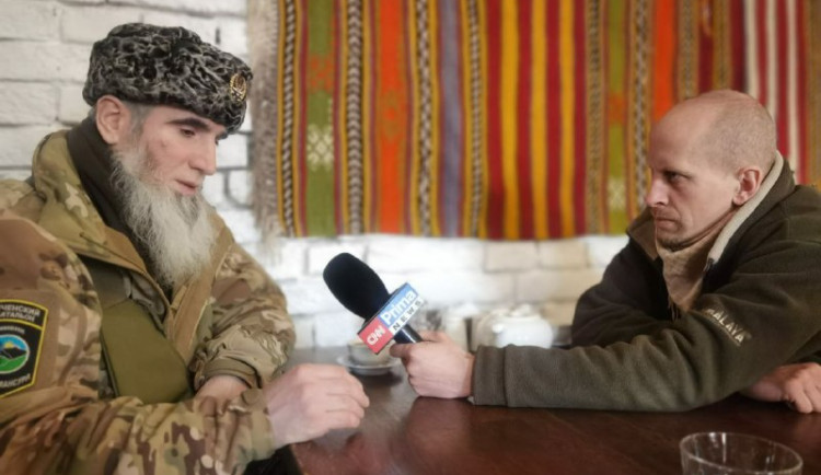 Převzetí moci v Rusku nehrozí. Nikdo nemá sílu na svrhnutí Putina, říká novinář a publicista Matyáš Zrno