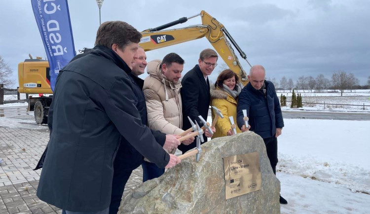 Lišov se dočká obchvatu. Stavba za necelou miliardu by měla sloužit řidičům od roku 2025