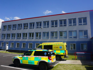 Karlovarští záchranáři dostanou nové výjezdní stanice. Peníze chystá kraj