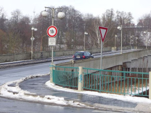 Karlovy Vary vybraly dodavatele oprav Ostrovského mostu, budou stát devět milionů korun