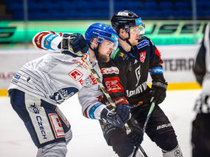 Hokejisté Karlových Varů prohráli v Kladně 4:5, v předkole vyzvou Olomouc