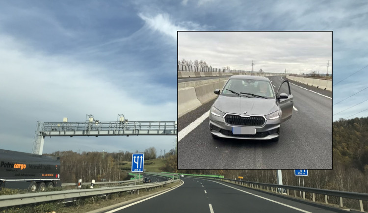 Osmdesátiletý cizinec jel v protisměru po dálnici D6 s vozem značky Škoda