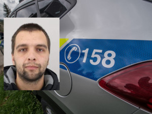 Karlovarští policisté pátrají po devětadvacetiletém muži. Byl na něj vydán zatykač