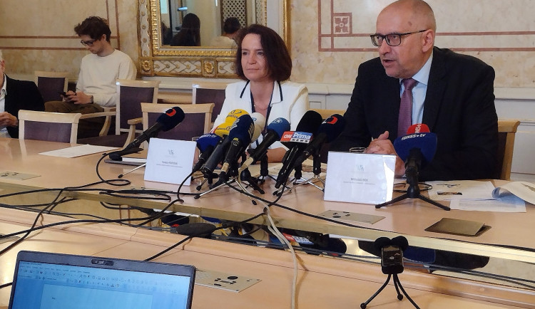 V Karlovarském kraji může podle ministra školství vzniknout vysoká škola zaměřená na potřebné obory