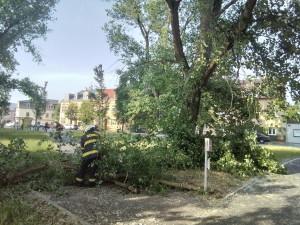 Očekávaná bouře na západ Čech naštěstí neudeřila plnou silou. Meteorologové vysvětlují, proč se výstraha nenaplnila