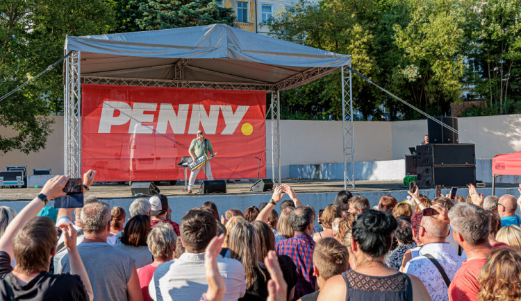 Projekt Hýbeme se hezky česky pomáhá dětem i dospělým již 3 roky