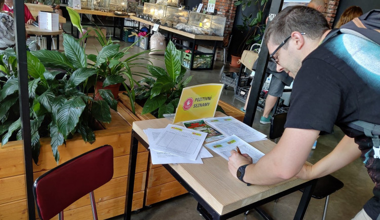 Je to blbost a další diktát EU, kritizuje odborná veřejnost návrh na drsnou regulaci chovů vybraných druhů zvířat