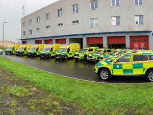 Karlovarští záchranáři dostanou 19 nových vozů. Nákup vyjde na 44 milionů korun