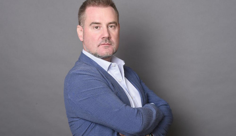 size4-16943696473938-231-vlada-problem-vysokych-dani-na-e-cigarety-nevyresila-pouze-ho-odsunula-rika-prezident-komory