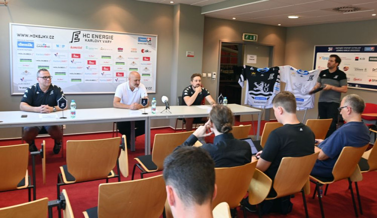 Karlovy Vary chtějí potvrdit posun dopředu a postoupit do čtvrtfinále