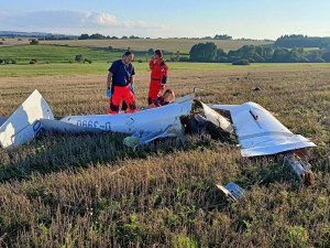 Pilot nepřežil pád větroně na Karlovarsku, tento týden je to už čtvrtá oběť letecké nehody
