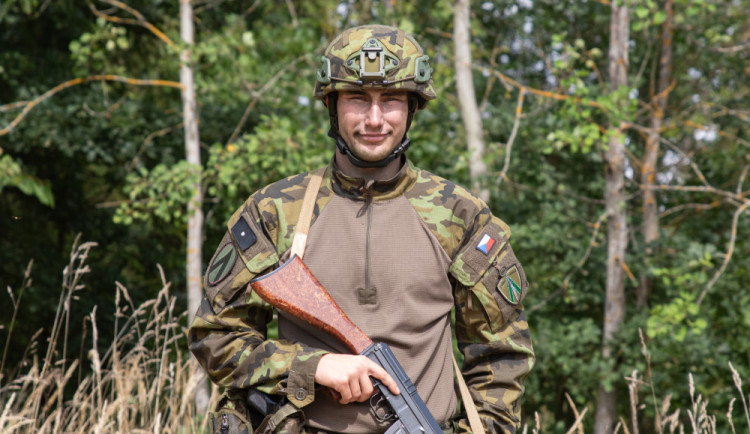 Kredity za vstup do aktivní zálohy? Mládeži neuškodí trocha disciplíny, říká student