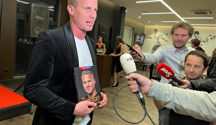 David Limberský pokřtil svoji knihu