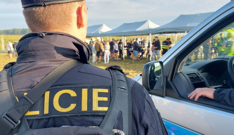 size4-16965106290581-231-policie-cr-je-stale-otevrena-novym-uchazecum