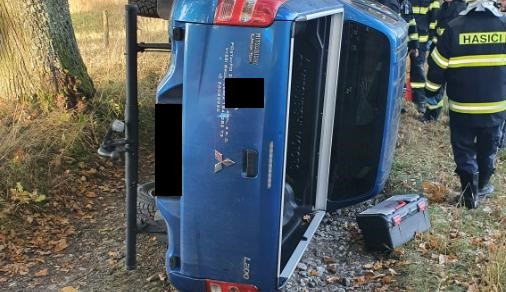 Při nehodě zemřel řidič automobilu. Nebyl připoutaný