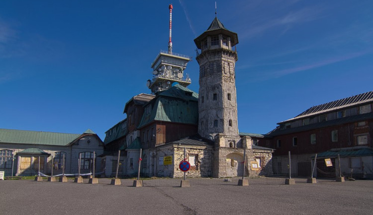 Partnerem pro obnovu hotelu Klínovec za zhruba 420 milionů na Božím Daru se stane Sokolovská uhelná