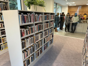 Chodov se raduje z nové knihovny. Na otevíračku přišly davy