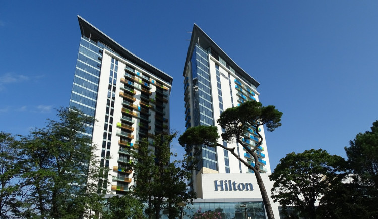O Alžbětiny lázně v Karlových Varech má zájem Hilton, začnou jednání o podmínkách