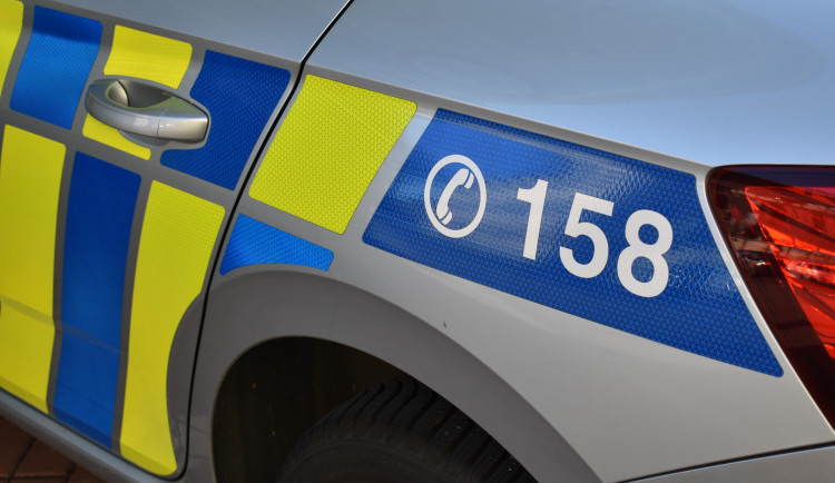 Hlavní silnici z Českých Budějovic na Rakousko uzavřela nehoda