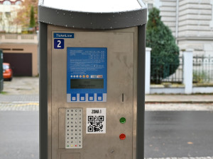 Karlovy Vary chtějí posílit kontrolu parkování, spoléhat se chtějí na nové bezobslužné technologie