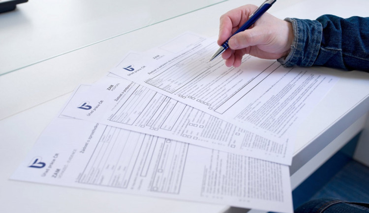 Nezaměstnanost v Karlovarském kraji v listopadu vzrostla na 4,2 procenta