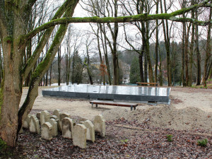 Památník v parku Historie