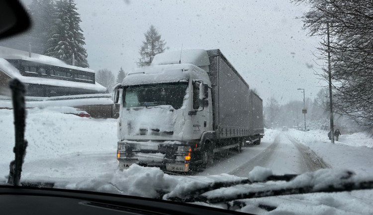 Protesty německých farmářů zablokovaly ráno hraniční přechody Boží Dar a Potůčky