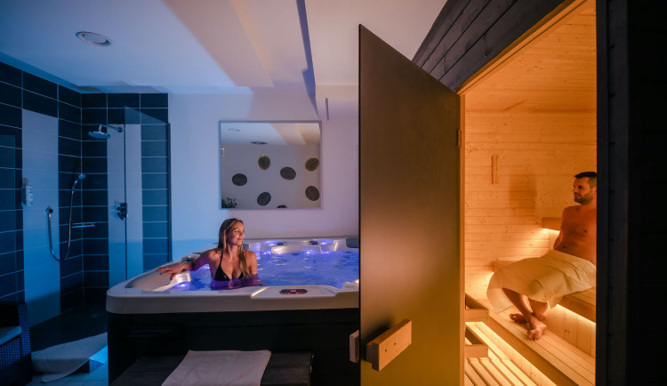 Wellness Hotel Frymburk láká na bazény, sauny, Svět pod hladinou i pobytové balíčky