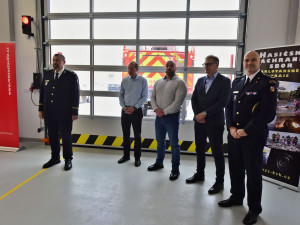 V Ostrově na Karlovarsku otevřeli novou stanici profesionálních hasičů